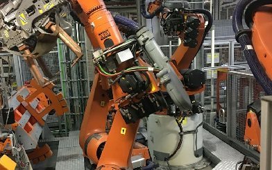 <b>使用機器人焊接時需要注意哪些事項？</b>